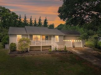 6504 Ramsey Rd, Harrison, TN 37341