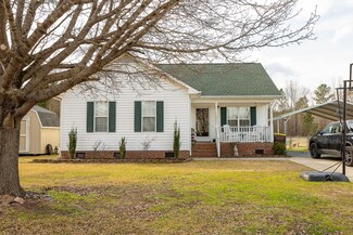 33 River Run Ct, Erwin, NC 28339