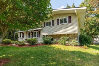 95 Crawford St, Manchester, NH 03109