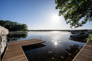 S107W34898 S Shore Dr, Mukwonago, WI 53149
