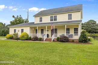 3433 Birchwood Dr, Farmville, NC 27828