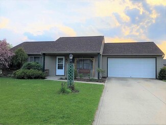 12811 Country Shoal Ln, Grabill, IN 46741