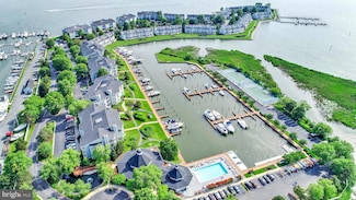 432 Oyster Cove Dr, Grasonville, MD 21638