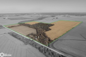 2573 Linn Benton Rd, Palo, IA 52324