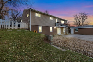 919A Lawrence St, Belle Fourche, SD 57717