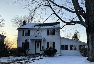 10 Gordon Ave, Dallas, PA 18612