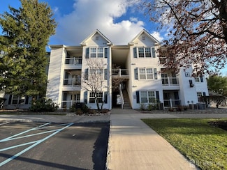 1715 Waterford Dr, Edison, NJ 08817