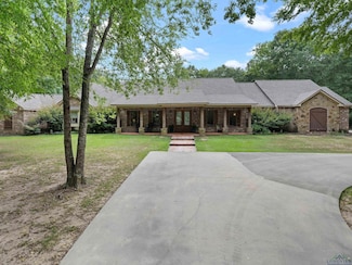 326 Cottonwood Spur, Carthage, TX 75633