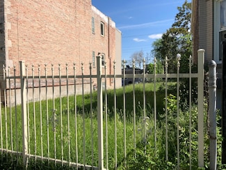 3909 W Fillmore St, Chicago, IL 60624