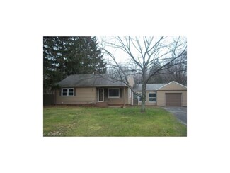 2370 Glenridge Rd, Euclid, OH 44117