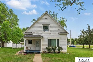 453 W 4th St, Wahoo, NE 68066