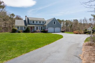 12 Somerset Rd, Harwich, MA 02645