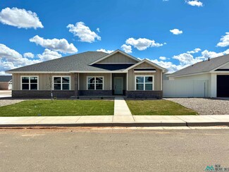 233 Abbey Rd, Clovis, NM 88101