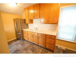 390 390 Page St E, St. Paul, MN 55107