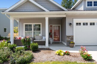 1024 Maplewood Ct, Holland, MI 49423