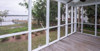 10 Riverwind Dr, Port Royal, SC 29935