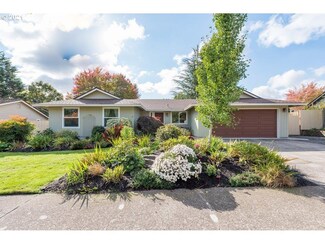 8860 SW Reiling St, Portland, OR 97224