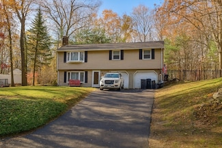 23 Institute Rd, North Grafton, MA 01536