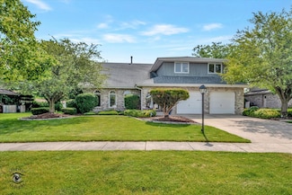 20225 S Mary Therese Ln, Frankfort, IL 60423