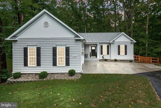1500 Candlewood St, Fredericksburg, VA 22407