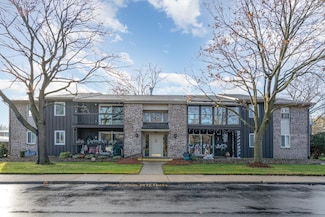 6081 Western Dr, Saginaw, MI 48638