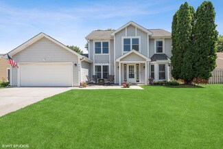 3818 Olympia Ln, Island Lake, IL 60042