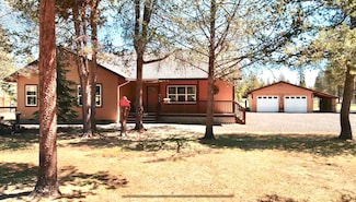 50940 S Huntington Rd, La Pine, OR 97739