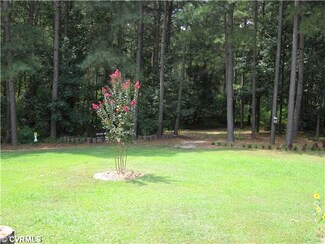 3929 Henpeck Rd, Quinton, VA 23141