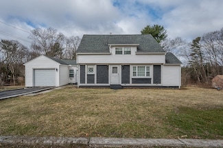 5 Woodland Dr, Oxford, MA 01540