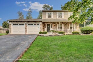 4 Blueberry Path, Howell, NJ 07731