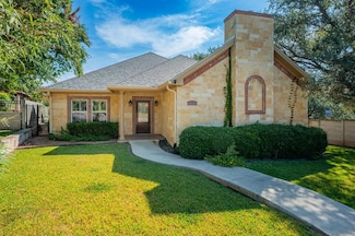 100 Saint Andrews Loop, Kerrville, TX 78028