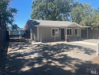 14135 Lakeshore Dr, Clearlake, CA 95422