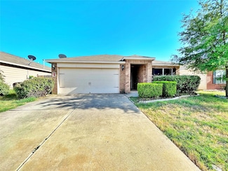 705 Lazy Crest Dr, Fort Worth, TX 76140