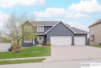 15366 Curtis Ave, Omaha, NE 68116