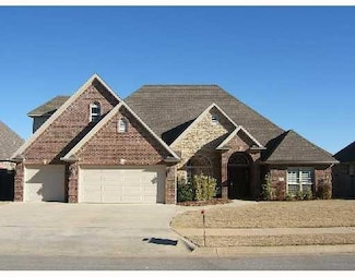 503 SE Eaton St, Bentonville, AR 72712