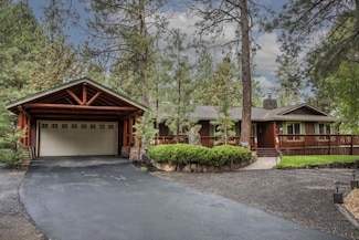 61193 Hitching Post Ln, Bend, OR 97702