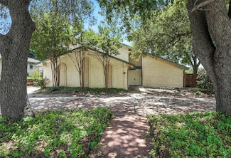 2411 Meadow Creek Dr, Carrollton, TX 75006
