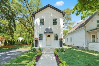 1033 May St, Lansing, MI 48906