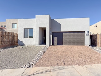 3366 Zinnia Ln, Santa Fe, NM 87507