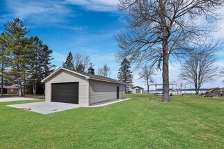 1360 Circle Dr, Isle, MN 56342
