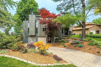 4708 Belle Ave, Davenport, IA 52807