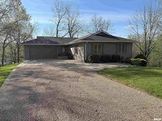 20731 N Sequoia Curve, Chillicothe, IL 61523