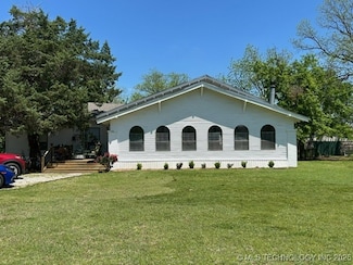 804 W Taliaferro St, Madill, OK 73446