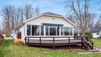 811 Maple Ave, Hebron, OH 43025