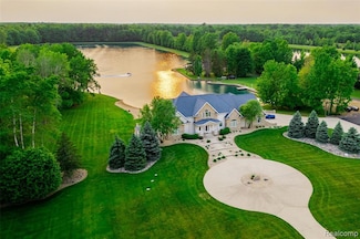 6312 S Graham Rd, Saint Charles, MI 48655