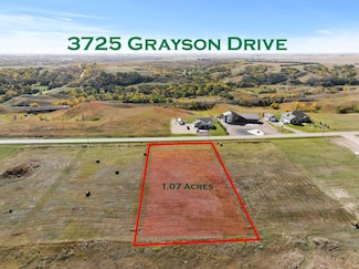 3725 Grayson Dr, Burlington, ND 58722