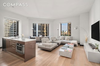 75 Wall St Unit 22O, New York, NY 10005
