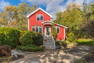 42 Fosters Point, Beverly, MA 01915