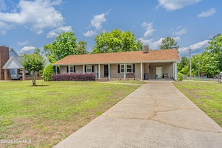 122 Westfield Dr, Rockingham, NC 28379