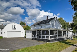 53 Depot St, Cheshire, MA 01225